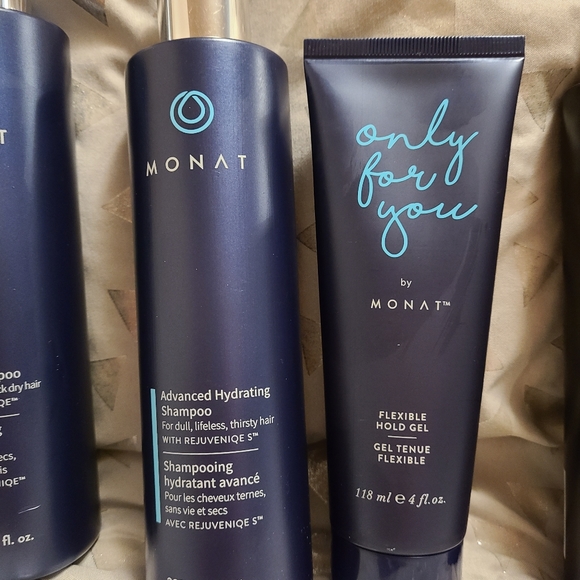 Monat Haircare Bundle - Picture 3 of 5